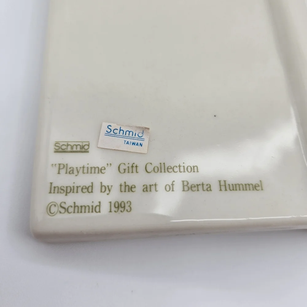 Vintage 1993 Schmid Playtime Dutch Hummel Girl Ceramic Picture Frame